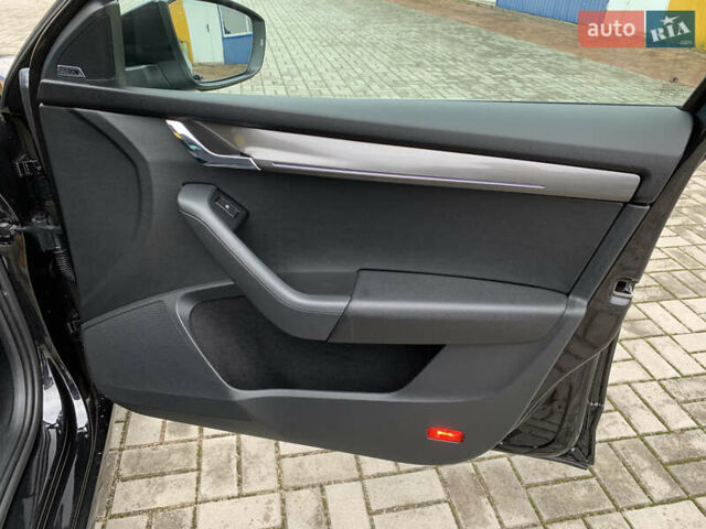 Черный Шкода Октавия, объемом двигателя 0 л и пробегом 134 тыс. км за 17500 $, фото 25 на Automoto.ua