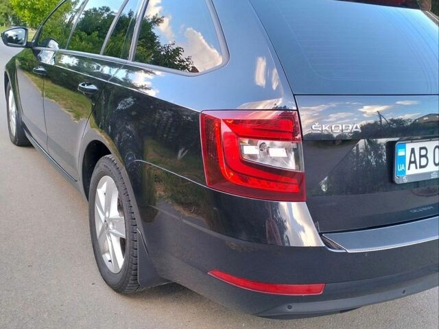 Чорний Шкода Октавія, об'ємом двигуна 1.6 л та пробігом 257 тис. км за 13100 $, фото 8 на Automoto.ua