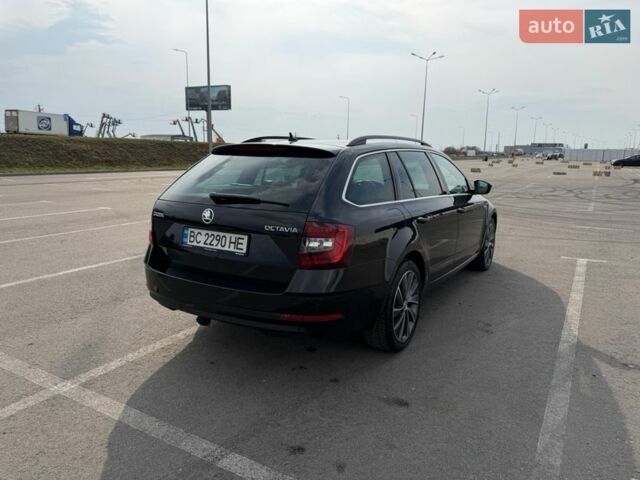 Черный Шкода Октавия, объемом двигателя 2 л и пробегом 261 тыс. км за 19300 $, фото 8 на Automoto.ua