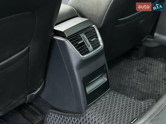 Чорний Шкода Октавія, об'ємом двигуна 1.6 л та пробігом 259 тис. км за 14200 $, фото 48 на Automoto.ua