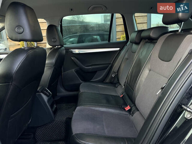 Чорний Шкода Октавія, об'ємом двигуна 1.6 л та пробігом 259 тис. км за 14200 $, фото 44 на Automoto.ua