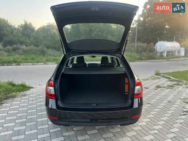 Черный Шкода Октавия, объемом двигателя 1.6 л и пробегом 231 тыс. км за 13000 $, фото 11 на Automoto.ua