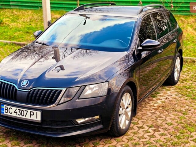 Чорний Шкода Октавія, об'ємом двигуна 1.6 л та пробігом 310 тис. км за 10999 $, фото 6 на Automoto.ua
