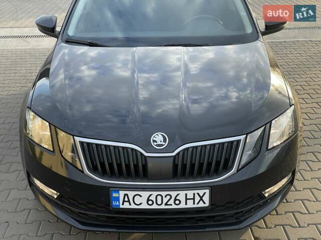 Черный Шкода Октавия, объемом двигателя 1.4 л и пробегом 241 тыс. км за 12900 $, фото 24 на Automoto.ua