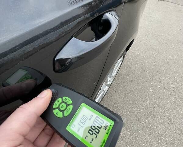 Черный Шкода Октавия, объемом двигателя 2 л и пробегом 207 тыс. км за 16200 $, фото 99 на Automoto.ua
