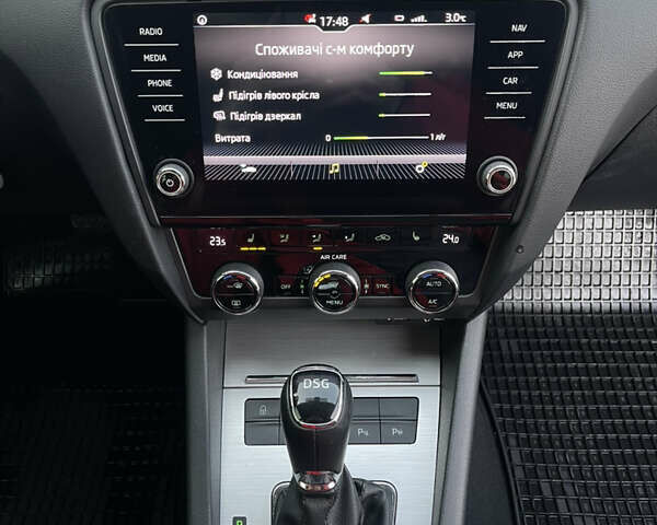 Черный Шкода Октавия, объемом двигателя 2 л и пробегом 257 тыс. км за 14750 $, фото 62 на Automoto.ua