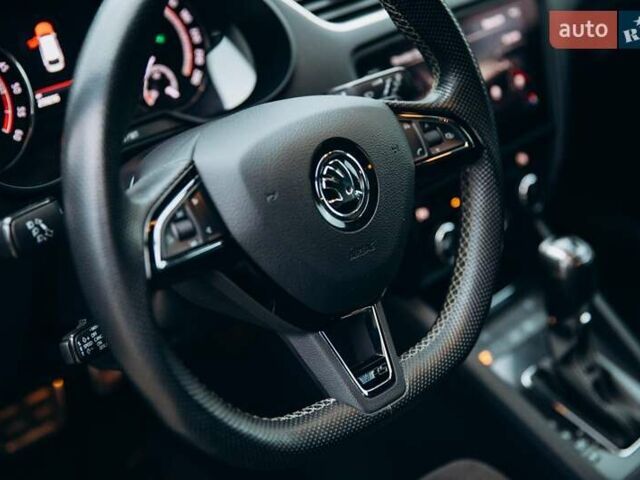 Черный Шкода Октавия, объемом двигателя 1.97 л и пробегом 258 тыс. км за 19200 $, фото 31 на Automoto.ua