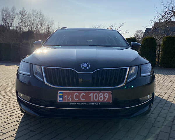 Черный Шкода Октавия, объемом двигателя 2 л и пробегом 248 тыс. км за 15550 $, фото 9 на Automoto.ua