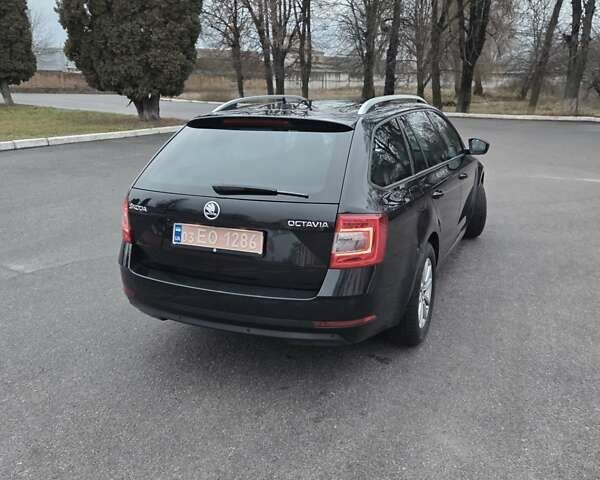 Чорний Шкода Октавія, об'ємом двигуна 1.98 л та пробігом 235 тис. км за 16200 $, фото 10 на Automoto.ua