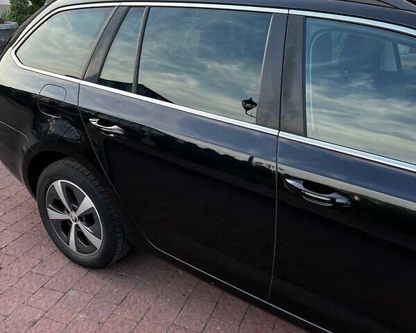 Черный Шкода Октавия, объемом двигателя 1.97 л и пробегом 212 тыс. км за 16199 $, фото 59 на Automoto.ua