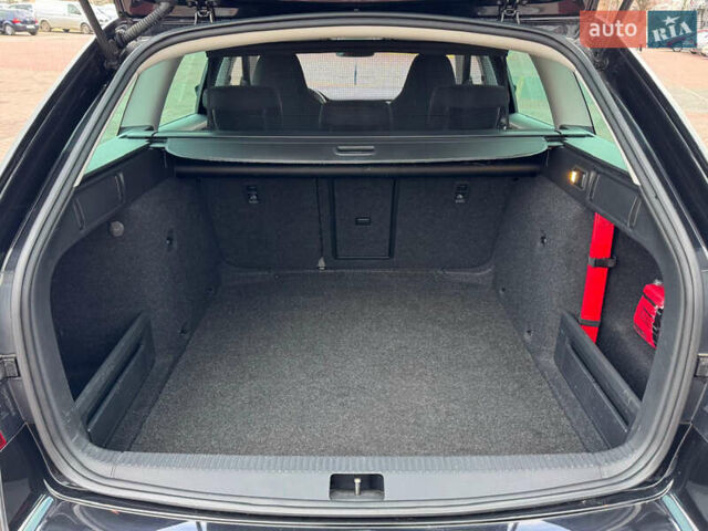 Черный Шкода Октавия, объемом двигателя 2 л и пробегом 216 тыс. км за 17800 $, фото 31 на Automoto.ua