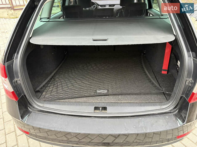 Черный Шкода Октавия, объемом двигателя 1.6 л и пробегом 217 тыс. км за 14500 $, фото 4 на Automoto.ua