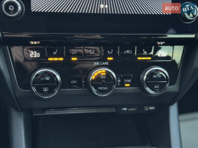 Черный Шкода Октавия, объемом двигателя 2 л и пробегом 241 тыс. км за 15850 $, фото 37 на Automoto.ua