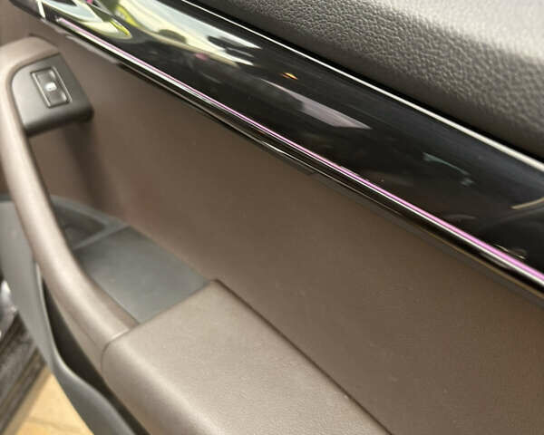 Черный Шкода Октавия, объемом двигателя 1.97 л и пробегом 247 тыс. км за 17500 $, фото 3 на Automoto.ua