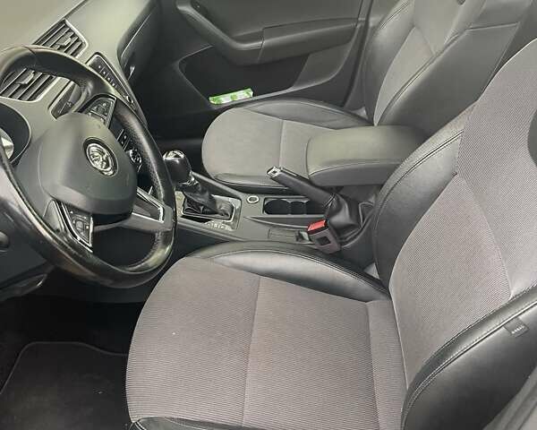 Чорний Шкода Октавія, об'ємом двигуна 1.97 л та пробігом 212 тис. км за 16399 $, фото 95 на Automoto.ua