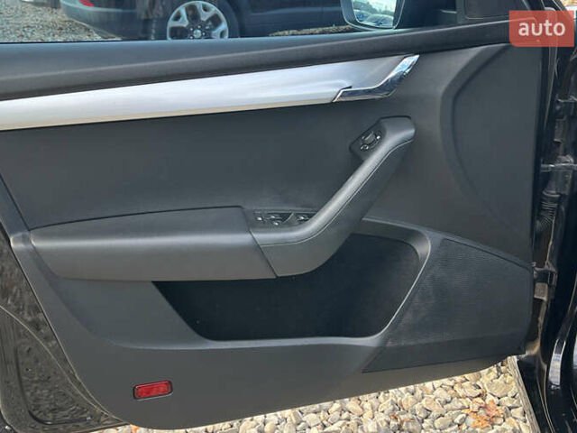 Чорний Шкода Октавія, об'ємом двигуна 1.97 л та пробігом 255 тис. км за 13900 $, фото 24 на Automoto.ua