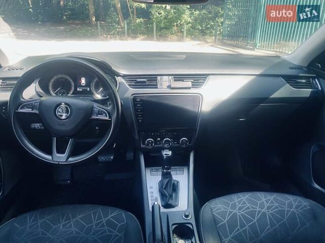 Чорний Шкода Октавія, об'ємом двигуна 1.6 л та пробігом 207 тис. км за 15700 $, фото 7 на Automoto.ua