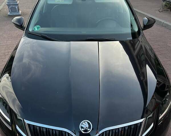 Черный Шкода Октавия, объемом двигателя 1.97 л и пробегом 212 тыс. км за 16199 $, фото 2 на Automoto.ua