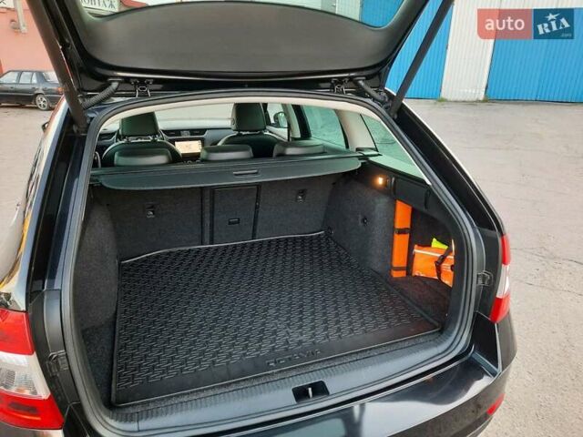 Черный Шкода Октавия, объемом двигателя 1.6 л и пробегом 192 тыс. км за 17800 $, фото 117 на Automoto.ua