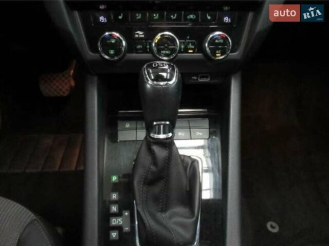 Чорний Шкода Октавія, об'ємом двигуна 2 л та пробігом 175 тис. км за 17000 $, фото 38 на Automoto.ua