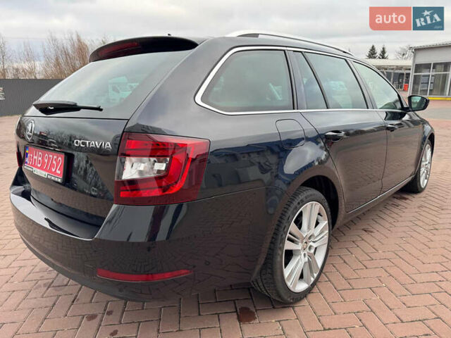 Черный Шкода Октавия, объемом двигателя 2 л и пробегом 216 тыс. км за 17800 $, фото 5 на Automoto.ua
