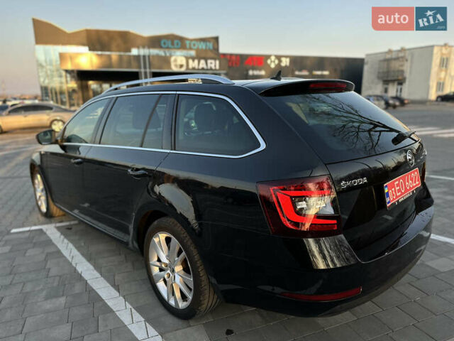 Черный Шкода Октавия, объемом двигателя 1.6 л и пробегом 212 тыс. км за 14000 $, фото 12 на Automoto.ua