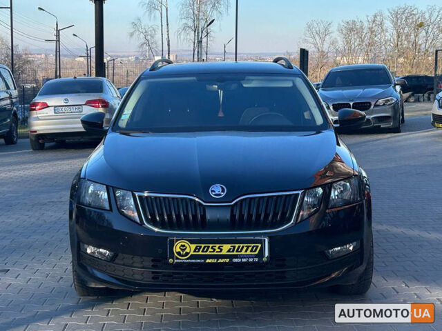 Черный Шкода Октавия, объемом двигателя 2 л и пробегом 293 тыс. км за 15450 $, фото 1 на Automoto.ua