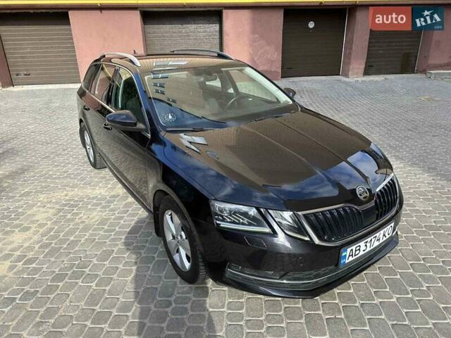 Черный Шкода Октавия, объемом двигателя 1.6 л и пробегом 281 тыс. км за 13700 $, фото 9 на Automoto.ua