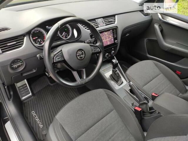 Черный Шкода Октавия, объемом двигателя 2 л и пробегом 249 тыс. км за 15900 $, фото 7 на Automoto.ua