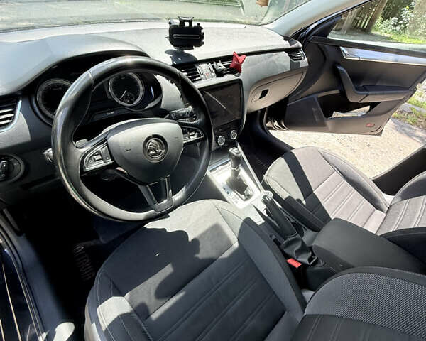 Чорний Шкода Октавія, об'ємом двигуна 1.6 л та пробігом 263 тис. км за 14600 $, фото 7 на Automoto.ua