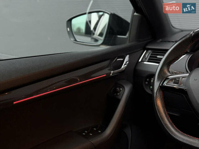 Чорний Шкода Октавія, об'ємом двигуна 2 л та пробігом 220 тис. км за 16999 $, фото 29 на Automoto.ua