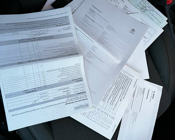 Черный Шкода Октавия, объемом двигателя 2 л и пробегом 175 тыс. км за 16500 $, фото 41 на Automoto.ua