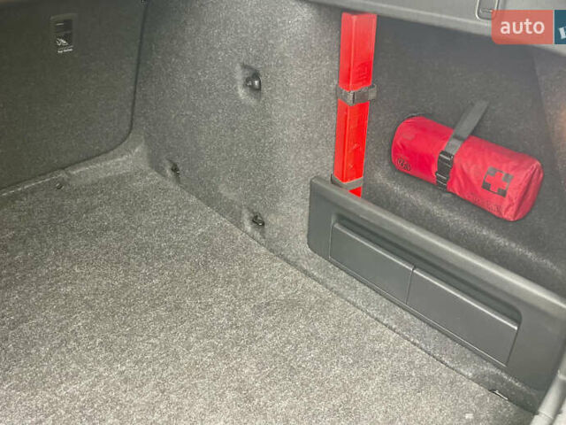 Черный Шкода Октавия, объемом двигателя 1.97 л и пробегом 199 тыс. км за 16700 $, фото 31 на Automoto.ua