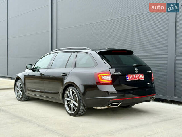 Чорний Шкода Октавія, об'ємом двигуна 2 л та пробігом 220 тис. км за 16999 $, фото 1 на Automoto.ua