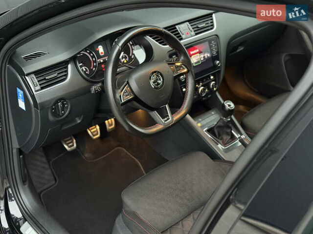 Чорний Шкода Октавія, об'ємом двигуна 2 л та пробігом 220 тис. км за 16999 $, фото 20 на Automoto.ua