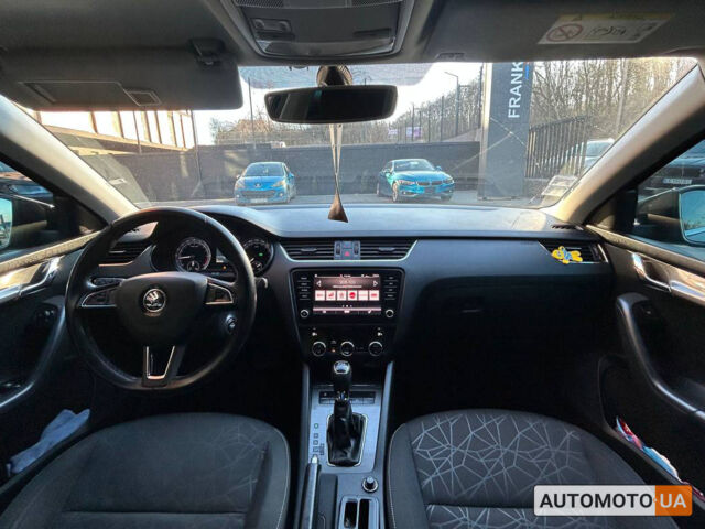 Черный Шкода Октавия, объемом двигателя 2 л и пробегом 293 тыс. км за 15450 $, фото 12 на Automoto.ua