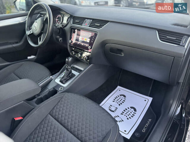 Черный Шкода Октавия, объемом двигателя 2 л и пробегом 240 тыс. км за 15900 $, фото 75 на Automoto.ua