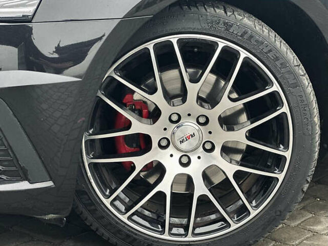 Черный Шкода Октавия, объемом двигателя 2 л и пробегом 288 тыс. км за 17200 $, фото 8 на Automoto.ua