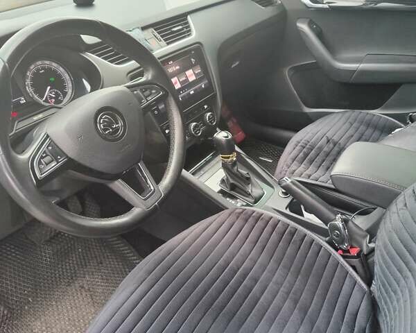 Черный Шкода Октавия, объемом двигателя 1.97 л и пробегом 232 тыс. км за 16800 $, фото 9 на Automoto.ua