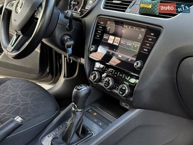 Чорний Шкода Октавія, об'ємом двигуна 1.97 л та пробігом 249 тис. км за 17800 $, фото 15 на Automoto.ua