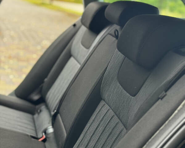 Черный Шкода Октавия, объемом двигателя 1.97 л и пробегом 212 тыс. км за 17000 $, фото 98 на Automoto.ua