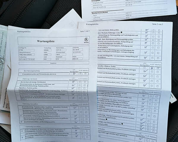 Черный Шкода Октавия, объемом двигателя 2 л и пробегом 175 тыс. км за 16500 $, фото 42 на Automoto.ua