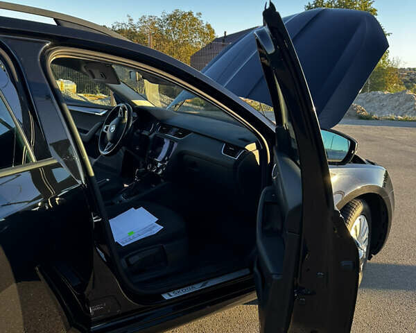 Шкода Октавия 2018 в Киеве на Automoto.ua Черный Шкода Октавия, объемом двигателя 1.6 л и пробегом 246 тыс. км за 13000 $, фото 16 на Automoto.ua