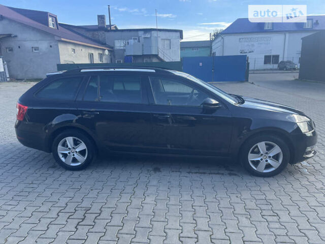 Черный Шкода Октавия, объемом двигателя 2.01 л и пробегом 225 тыс. км за 15000 $, фото 3 на Automoto.ua