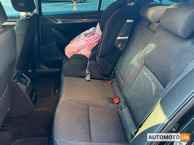 Черный Шкода Октавия, объемом двигателя 2 л и пробегом 293 тыс. км за 15450 $, фото 17 на Automoto.ua
