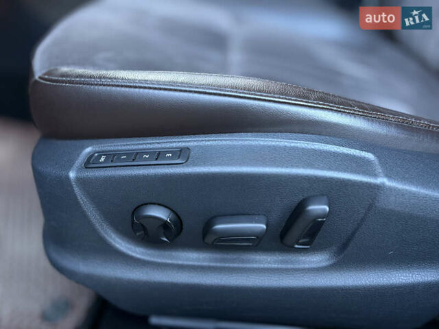 Черный Шкода Октавия, объемом двигателя 1.97 л и пробегом 247 тыс. км за 17500 $, фото 18 на Automoto.ua