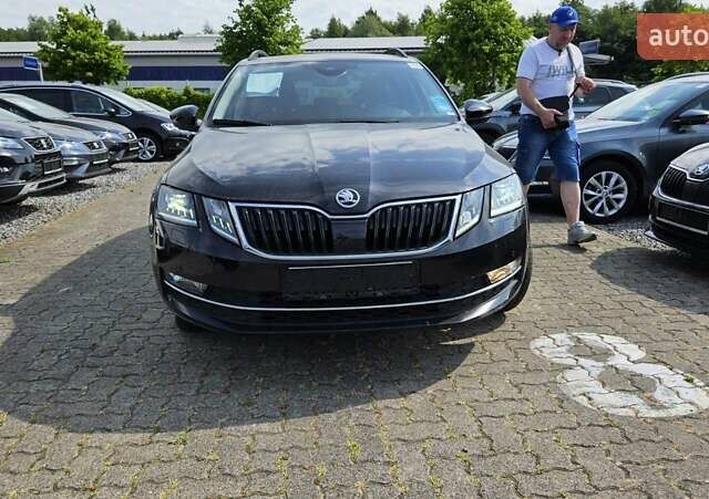 Чорний Шкода Октавія, об'ємом двигуна 2 л та пробігом 175 тис. км за 17000 $, фото 22 на Automoto.ua