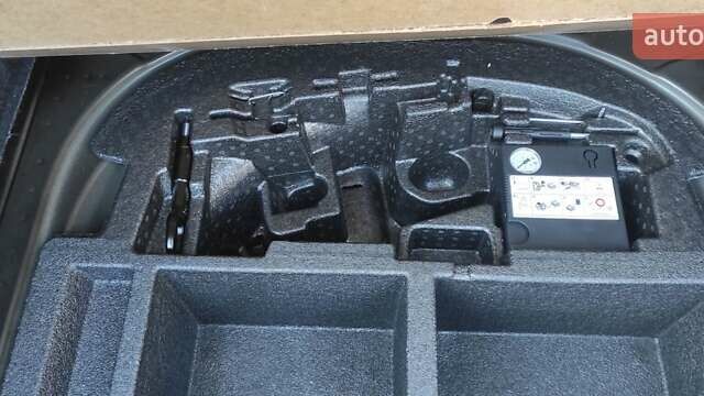 Черный Шкода Октавия, объемом двигателя 1.6 л и пробегом 281 тыс. км за 13700 $, фото 15 на Automoto.ua