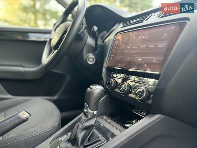 Черный Шкода Октавия, объемом двигателя 1.97 л и пробегом 212 тыс. км за 16899 $, фото 14 на Automoto.ua