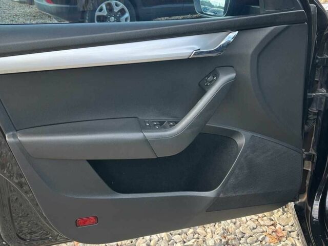 Чорний Шкода Октавія, об'ємом двигуна 2 л та пробігом 255 тис. км за 13900 $, фото 23 на Automoto.ua